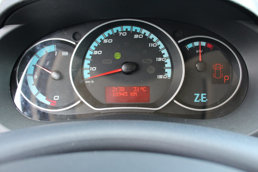 Renault Kangoo Z.E. Maxi 33 kWh Koopaccu SOH 97% ✓ 2x schuifdeur ✓ airco
