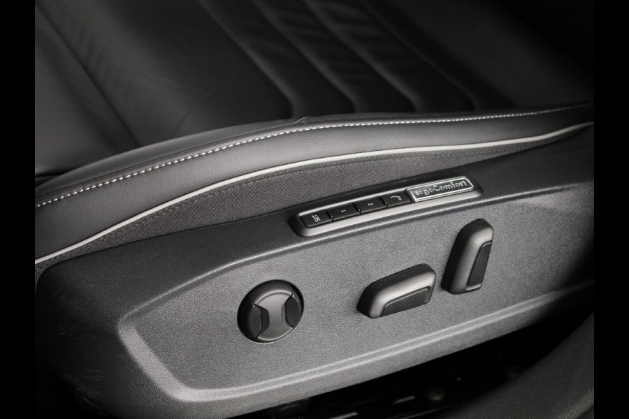 Volkswagen Arteon Shooting Brake 1.4 TSI eHybrid R-Line Business 218 pk Automaat (DSG) | Navigatie | Panoramadak | Elektr. trekhaak | Parkeersensoren (Park assist) | Achteruitrijcamera | Lederen bekleding |