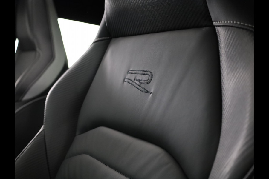 Volkswagen Arteon Shooting Brake 1.4 TSI eHybrid R-Line Business 218 pk Automaat (DSG) | Navigatie | Panoramadak | Elektr. trekhaak | Parkeersensoren (Park assist) | Achteruitrijcamera | Lederen bekleding |