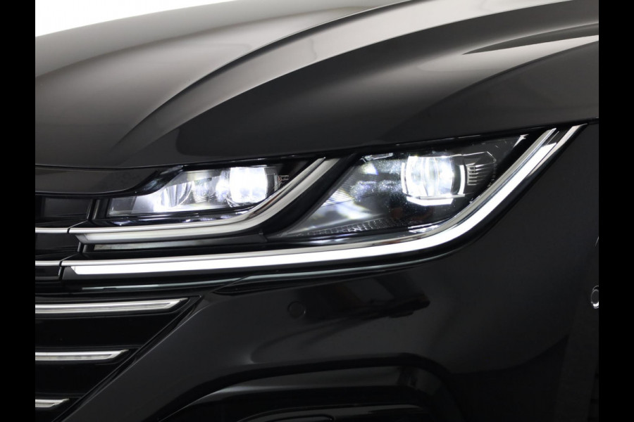 Volkswagen Arteon Shooting Brake 1.4 TSI eHybrid R-Line Business 218 pk Automaat (DSG) | Navigatie | Panoramadak | Elektr. trekhaak | Parkeersensoren (Park assist) | Achteruitrijcamera | Lederen bekleding |