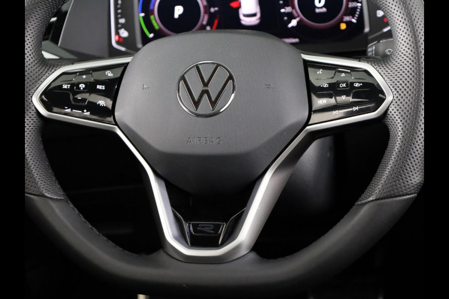 Volkswagen Arteon Shooting Brake 1.4 TSI eHybrid R-Line Business 218 pk Automaat (DSG) | Navigatie | Panoramadak | Elektr. trekhaak | Parkeersensoren (Park assist) | Achteruitrijcamera | Lederen bekleding |