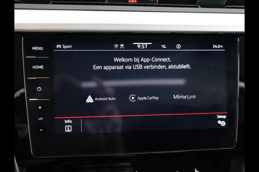 Volkswagen Arteon Shooting Brake 1.4 TSI eHybrid R-Line Business 218 pk Automaat (DSG) | Navigatie | Panoramadak | Elektr. trekhaak | Parkeersensoren (Park assist) | Achteruitrijcamera | Lederen bekleding |