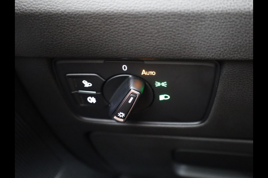 Volkswagen Arteon Shooting Brake 1.4 TSI eHybrid R-Line Business 218 pk Automaat (DSG) | Navigatie | Panoramadak | Elektr. trekhaak | Parkeersensoren (Park assist) | Achteruitrijcamera | Lederen bekleding |