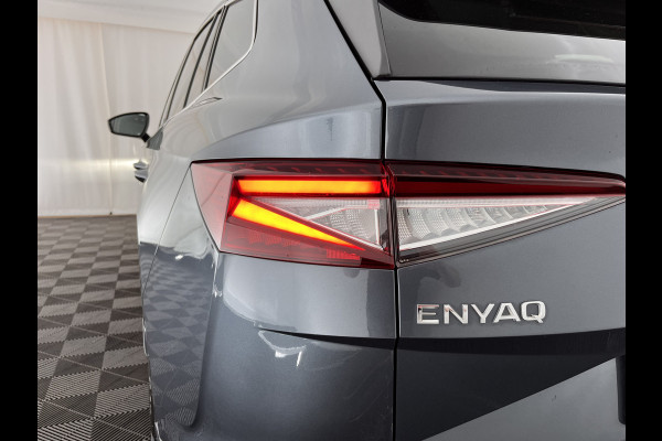 Škoda ENYAQ iV 80 Luxus [ 3-Fase ] (INCL-BTW) *PANO | LUXURY-LEATHER | HEAD-UP | ADAPTIVE-CRUISE | MEMORY-PACK | FULL-LED | DIGI-COCKPIT | BLIND-SPOT | NAVI-FULLMAP | KEYLESS | CAMERA | HEATED-SPORTSEATS | KEYLESS | 19"ALU*