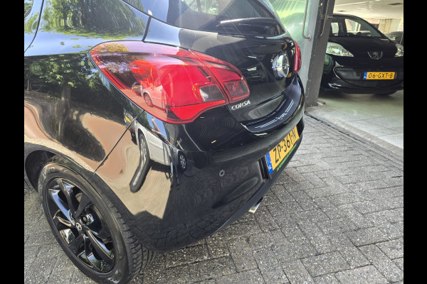 Opel Corsa 1.4 Innovation | 12MND GARANTIE |NW APK | STUUR-STOELVERWARMIG | CAMERA | CARPLAY |
