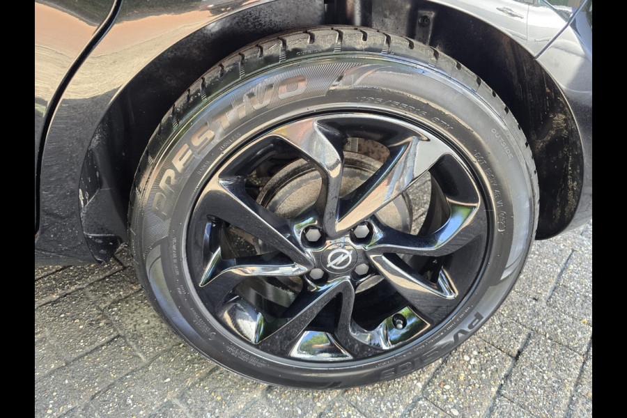 Opel Corsa 1.4 Innovation | 12MND GARANTIE |NW APK | STUUR-STOELVERWARMIG | CAMERA | CARPLAY |