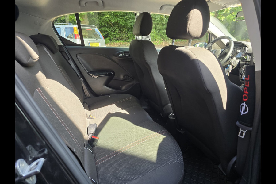 Opel Corsa 1.4 Innovation | 12MND GARANTIE |NW APK | STUUR-STOELVERWARMIG | CAMERA | CARPLAY |