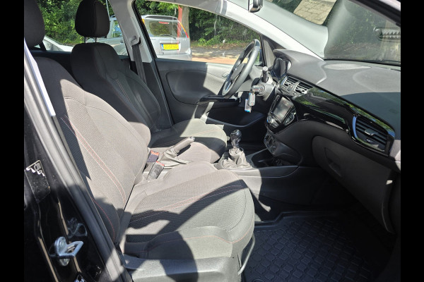 Opel Corsa 1.4 Innovation | 12MND GARANTIE |NW APK | STUUR-STOELVERWARMIG | CAMERA | CARPLAY |