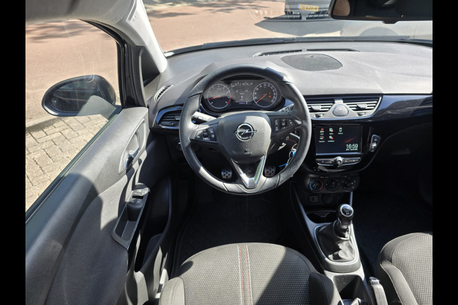 Opel Corsa 1.4 Innovation | 12MND GARANTIE |NW APK | STUUR-STOELVERWARMIG | CAMERA | CARPLAY |