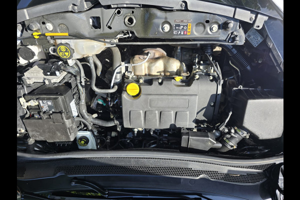 Opel Corsa 1.4 Innovation | 12MND GARANTIE |NW APK | STUUR-STOELVERWARMIG | CAMERA | CARPLAY |