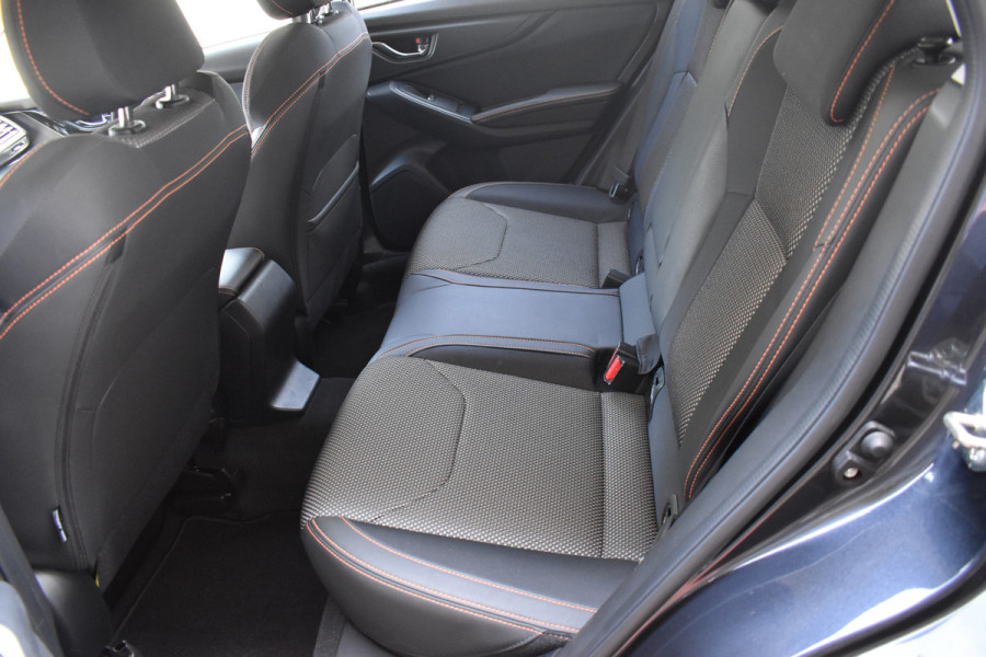 Subaru XV 1.6i Comfort 4WD Automaat / Airco / 17" LM / Adap. Cruise / Carplay / Lane Assist