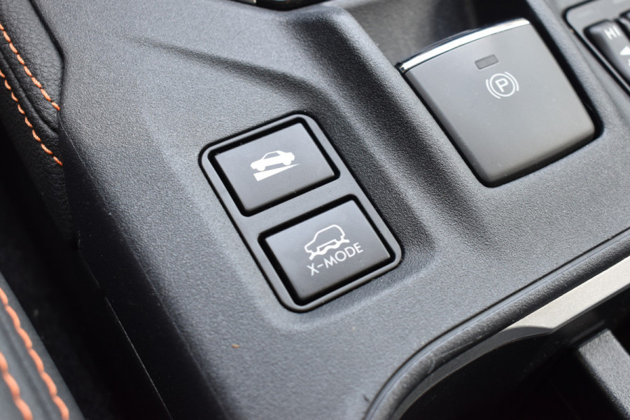 Subaru XV 1.6i Comfort 4WD Automaat / Airco / 17" LM / Adap. Cruise / Carplay / Lane Assist
