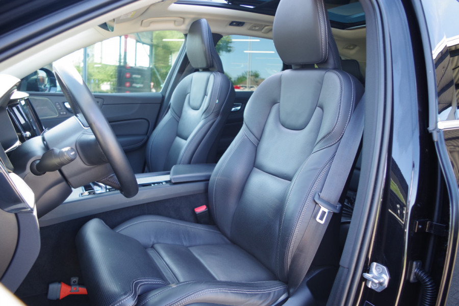 Volvo XC60 2.0 T6 Recharge 340 PK AWD Inscription PHEV, Panoramadak, Harman/Kardon, Leder