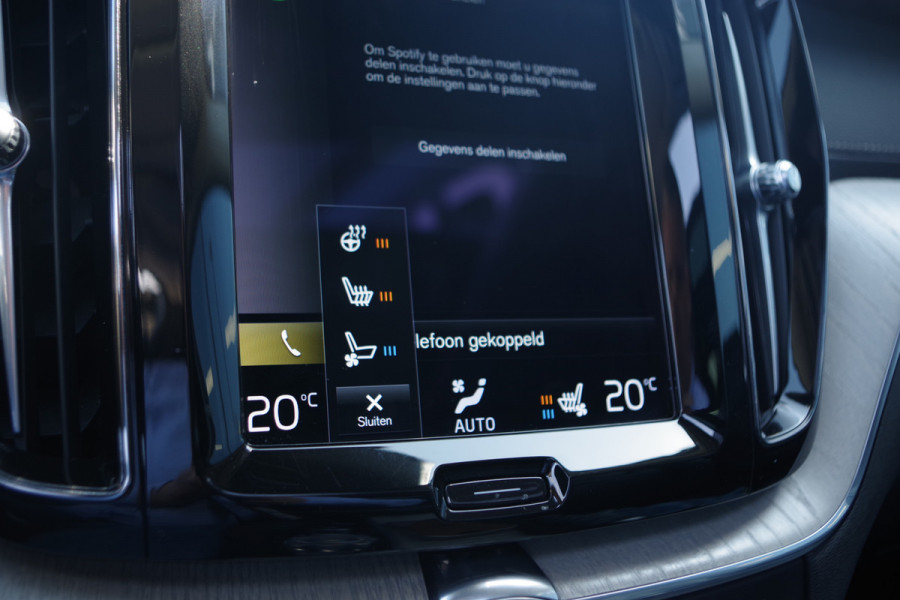 Volvo XC60 2.0 T6 Recharge 340 PK AWD Inscription PHEV, Panoramadak, Harman/Kardon, Leder
