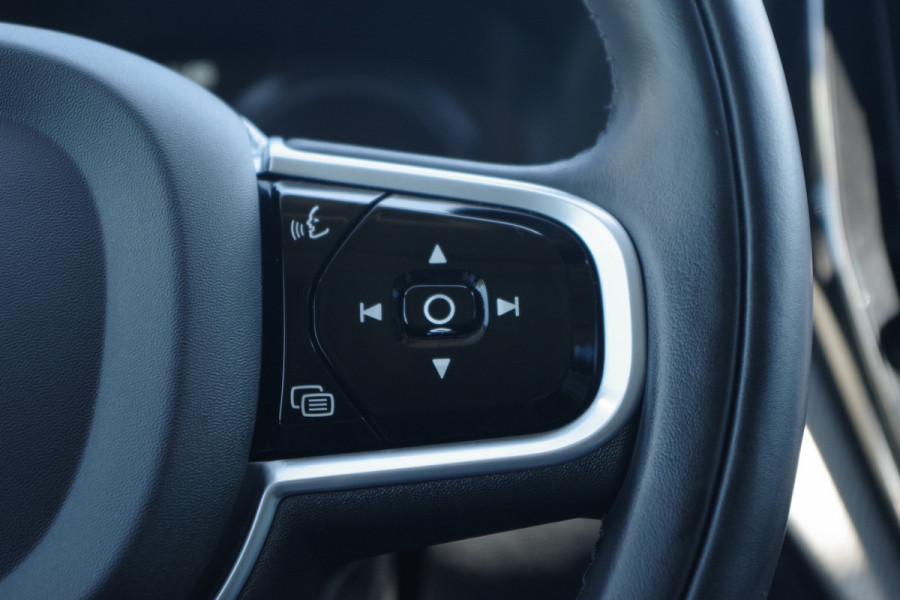 Volvo XC60 2.0 T6 Recharge 340 PK AWD Inscription PHEV, Panoramadak, Harman/Kardon, Leder