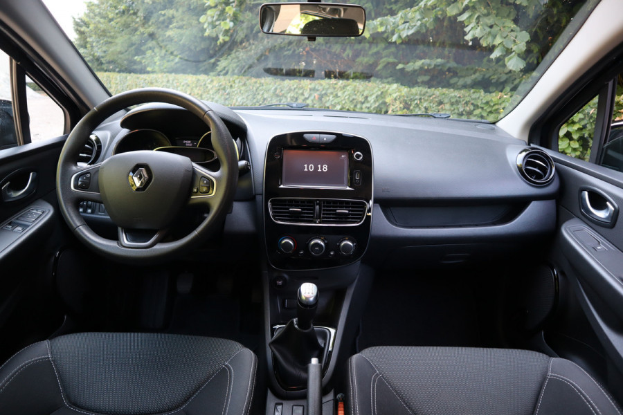 Renault Clio 0.9 TCe Zen | Navi | Trekhaak | Dealer onderhouden |