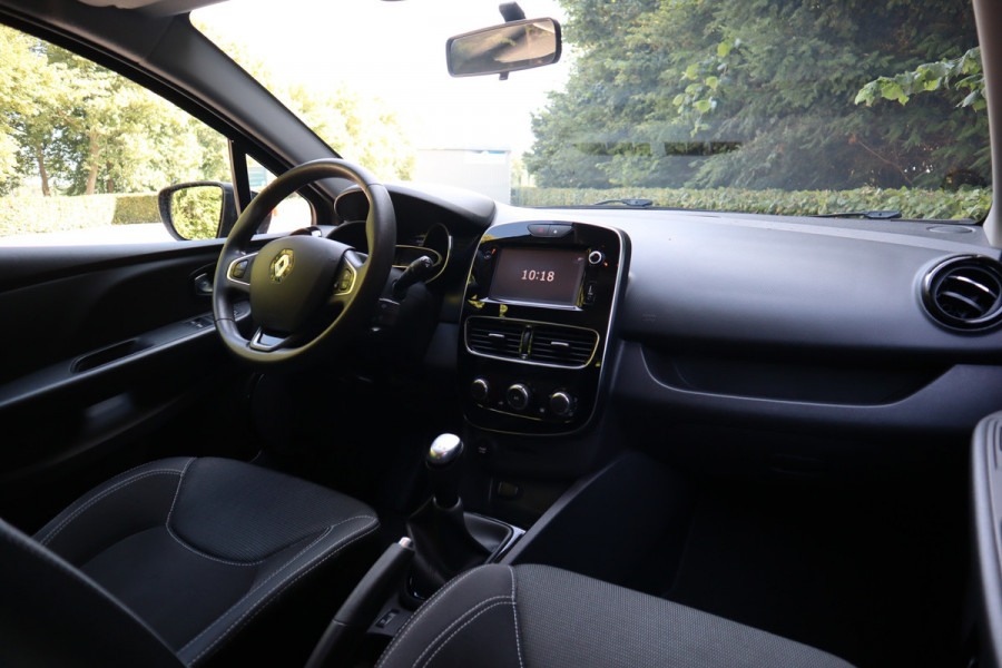 Renault Clio 0.9 TCe Zen | Navi | Trekhaak | Dealer onderhouden |