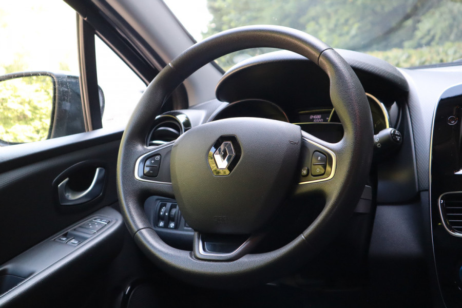 Renault Clio 0.9 TCe Zen | Navi | Trekhaak | Dealer onderhouden |