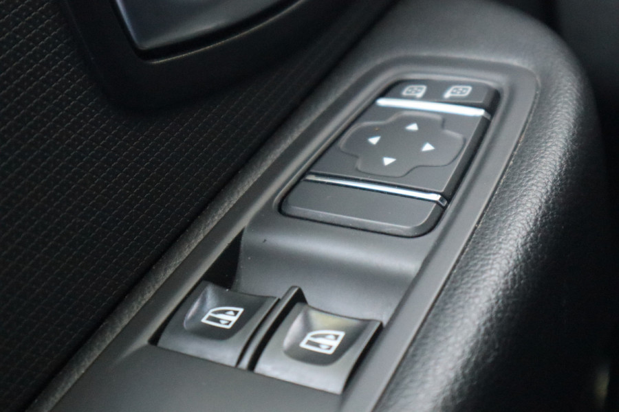 Renault Clio 0.9 TCe Zen | Navi | Trekhaak | Dealer onderhouden |