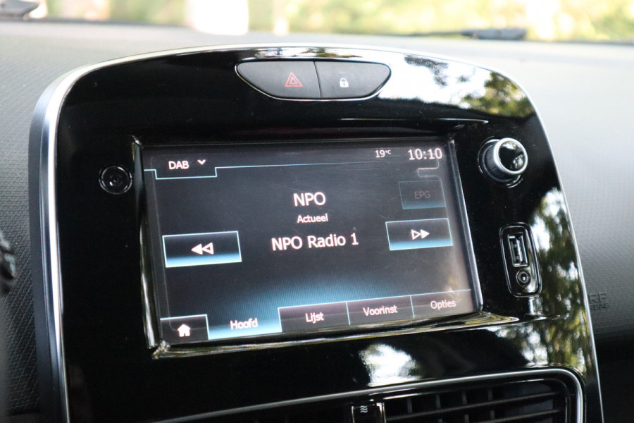 Renault Clio 0.9 TCe Zen | Navi | Trekhaak | Dealer onderhouden |