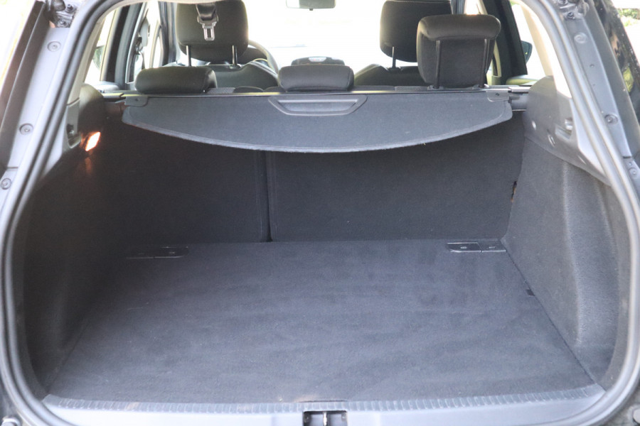 Renault Clio 0.9 TCe Zen | Navi | Trekhaak | Dealer onderhouden |