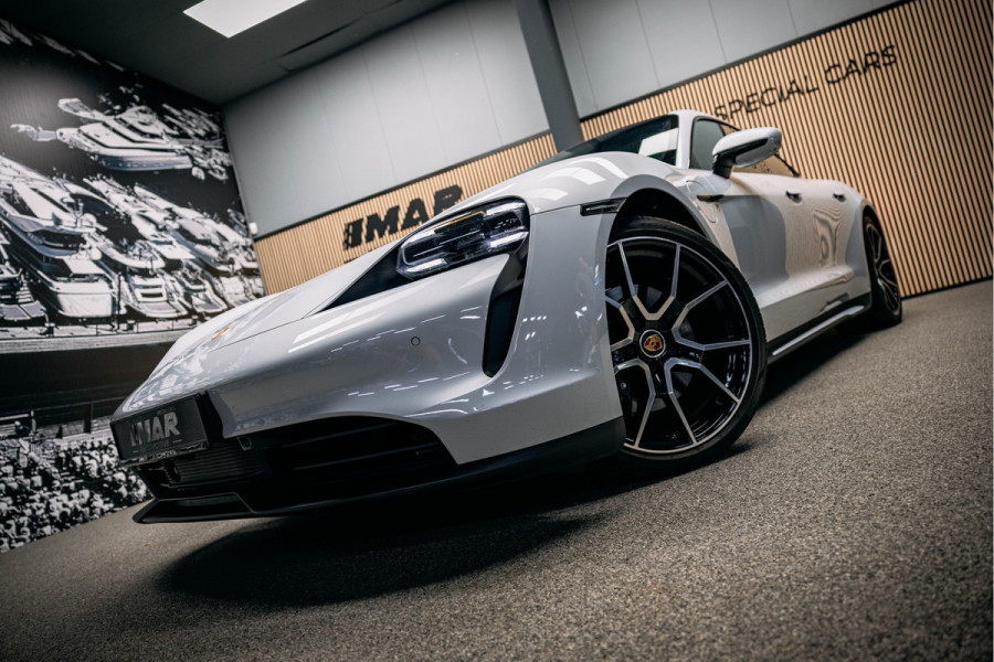 Porsche Taycan Performance 84 kWh Goed uitgevoerde Taycan met lage km stand NL geleverd