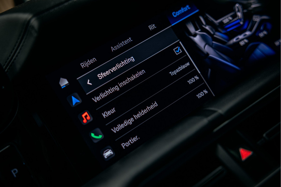 Porsche Taycan Performance 84 kWh Goed uitgevoerde Taycan met lage km stand NL geleverd
