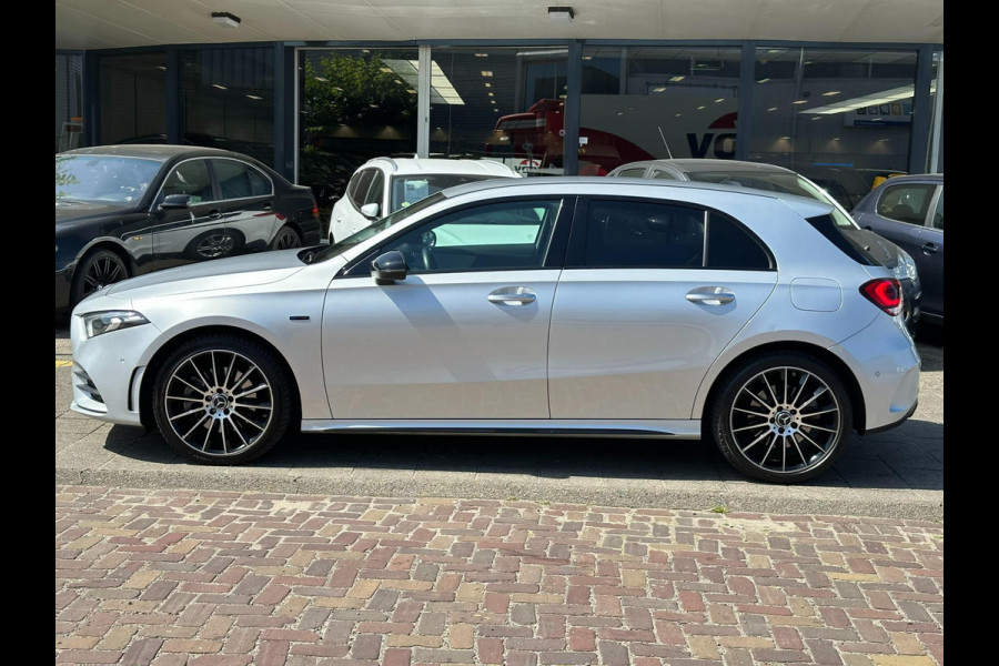 Mercedes-Benz A-Klasse 250 e Business Solution Luxury Limited / AMG -PAKKET