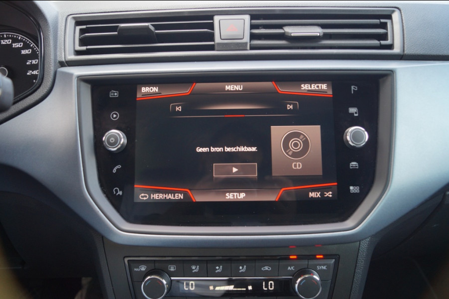Seat Arona 1.0 TSI Style Business Intense -ECC-NAVI-CAM-PDC-