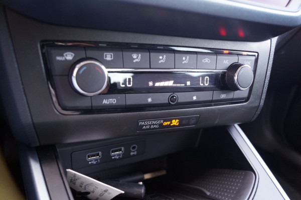 Seat Arona 1.0 TSI Style Business Intense -ECC-NAVI-CAM-PDC-