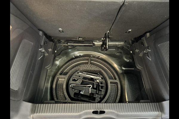 Citroën C3 Aircross 1.2 PureTech S&S C-Series Cruise control Climate control Navigatie Parkeersensor achter