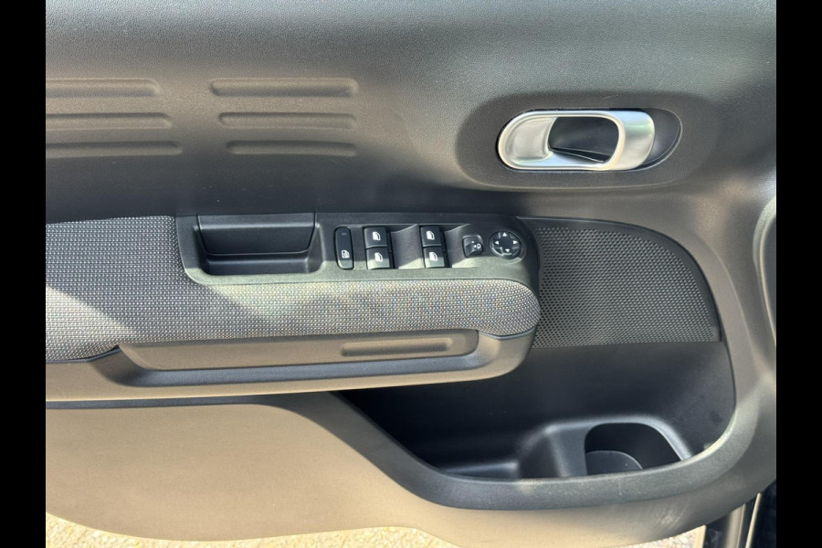 Citroën C3 Aircross 1.2 PureTech S&S C-Series Cruise control Climate control Navigatie Parkeersensor achter