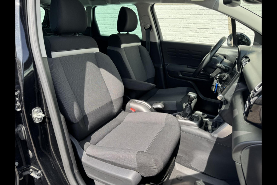 Citroën C3 Aircross 1.2 PureTech S&S C-Series Cruise control Climate control Navigatie Parkeersensor achter