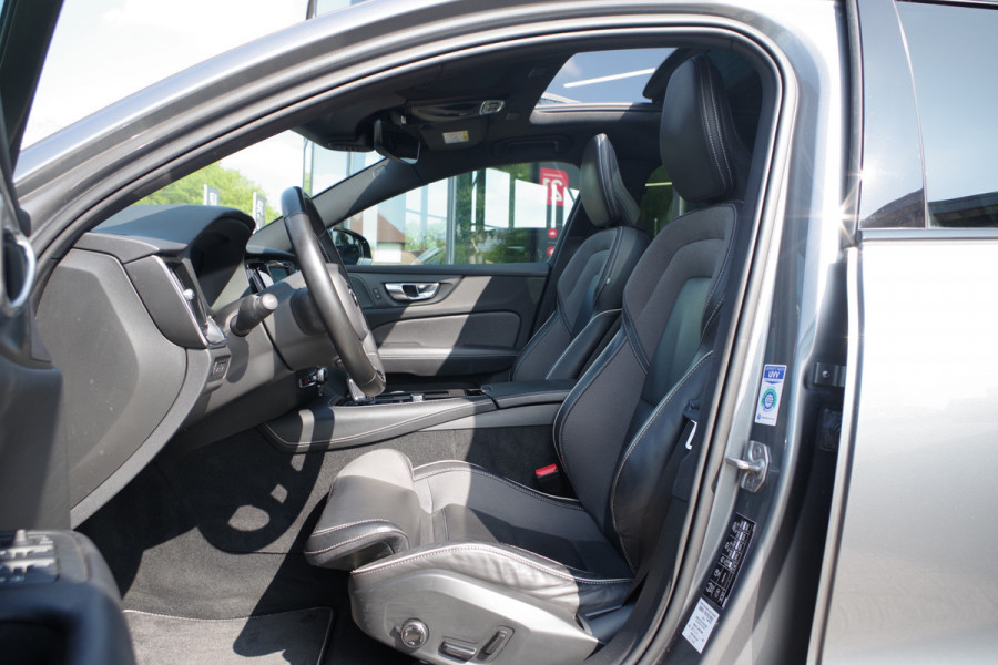 Volvo V60 2.0 T6 Recharge AWD R-Design 350 PK PHEV, Panoramadak, Harman/Kardon, Carplay