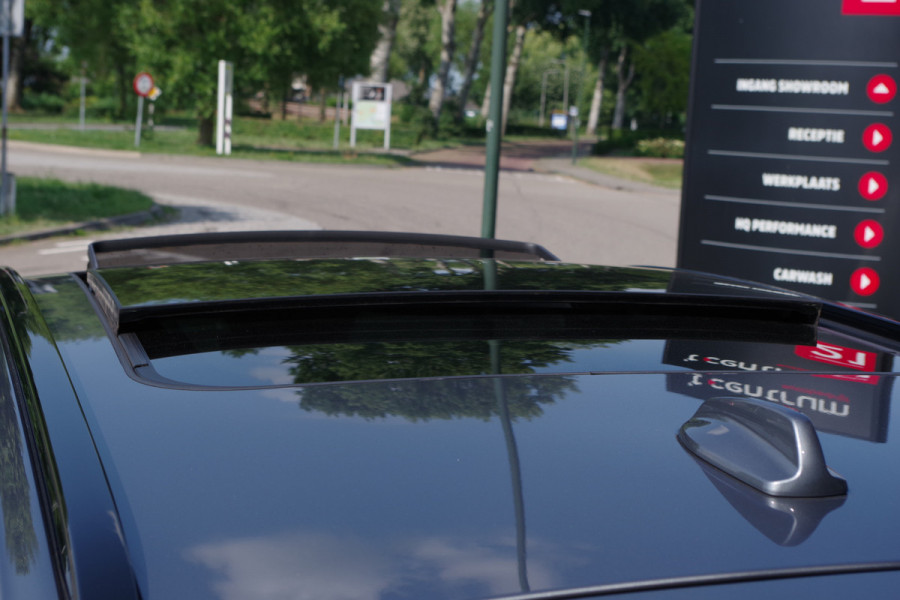 Volvo V60 2.0 T6 Recharge AWD R-Design 350 PK PHEV, Panoramadak, Harman/Kardon, Carplay