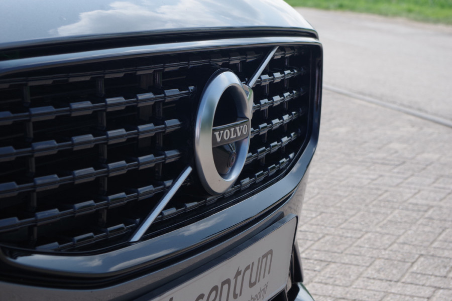 Volvo V60 2.0 T6 Recharge AWD R-Design 350 PK PHEV, Panoramadak, Harman/Kardon, Carplay