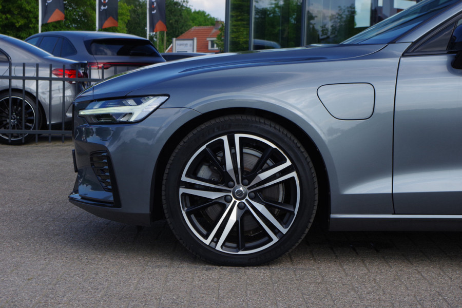 Volvo V60 2.0 T6 Recharge AWD R-Design 350 PK PHEV, Panoramadak, Harman/Kardon, Carplay