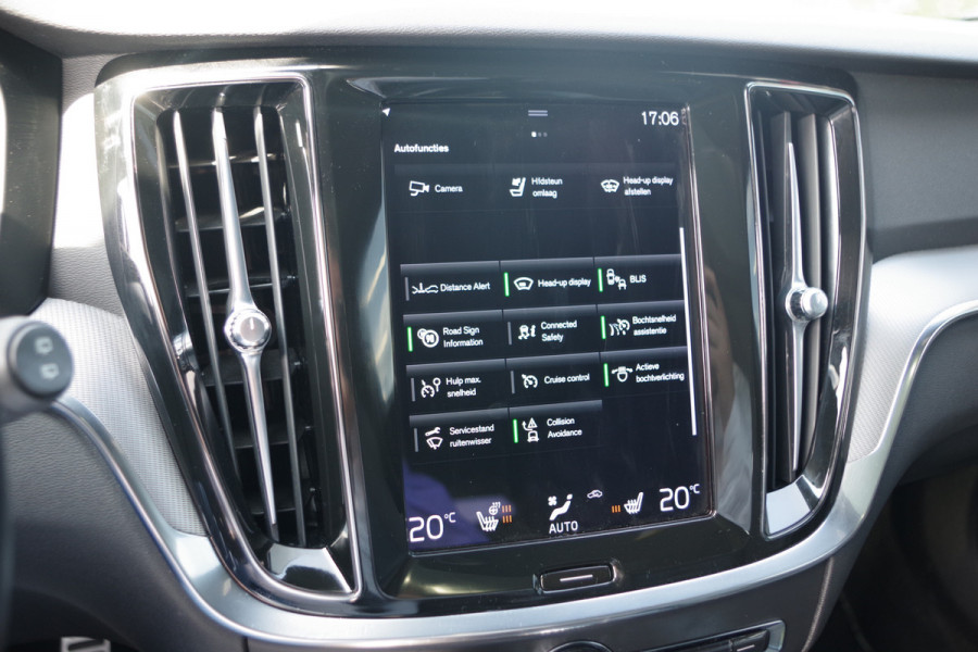 Volvo V60 2.0 T6 Recharge AWD R-Design 350 PK PHEV, Panoramadak, Harman/Kardon, Carplay