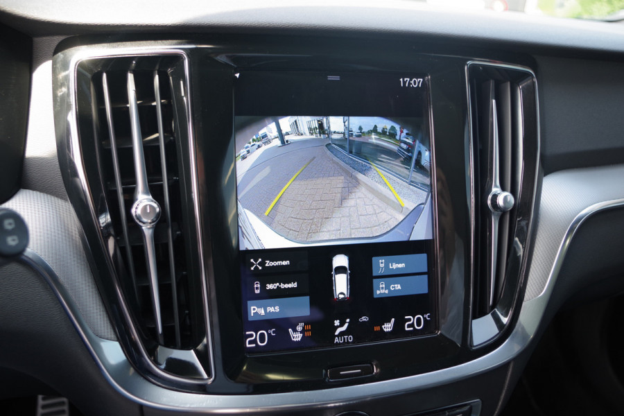 Volvo V60 2.0 T6 Recharge AWD R-Design 350 PK PHEV, Panoramadak, Harman/Kardon, Carplay