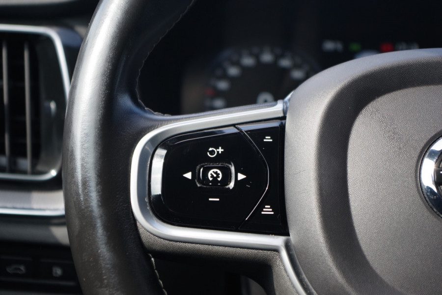 Volvo V60 2.0 T6 Recharge AWD R-Design 350 PK PHEV, Panoramadak, Harman/Kardon, Carplay