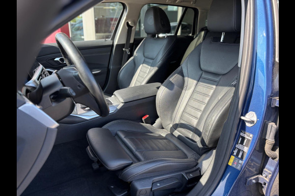 BMW 3 Serie Touring 320e Business Edition Plus | Sportstoelen Leder