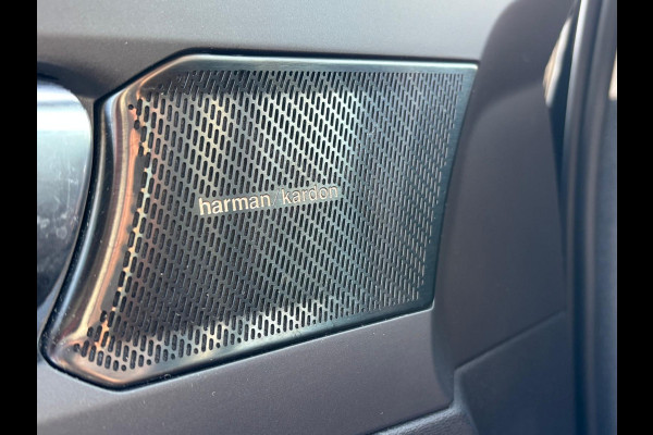 Volvo XC40 2.0 B4 Inscription 198PK | Sporstoelen leder | Harman Kardon