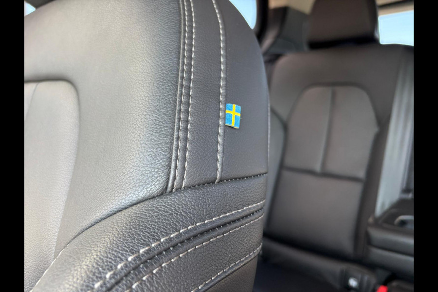 Volvo XC40 2.0 B4 Inscription 198PK | Sporstoelen leder | Harman Kardon