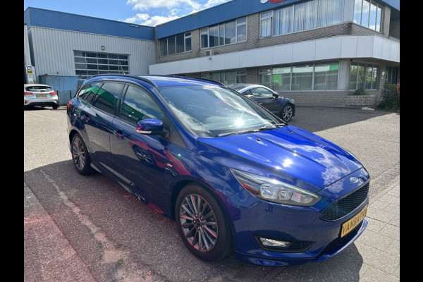 Ford FOCUS Wagon 1.0 ST-Line