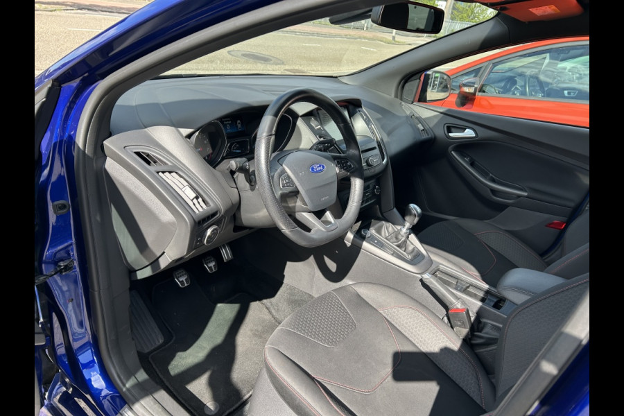 Ford FOCUS Wagon 1.0 ST-Line