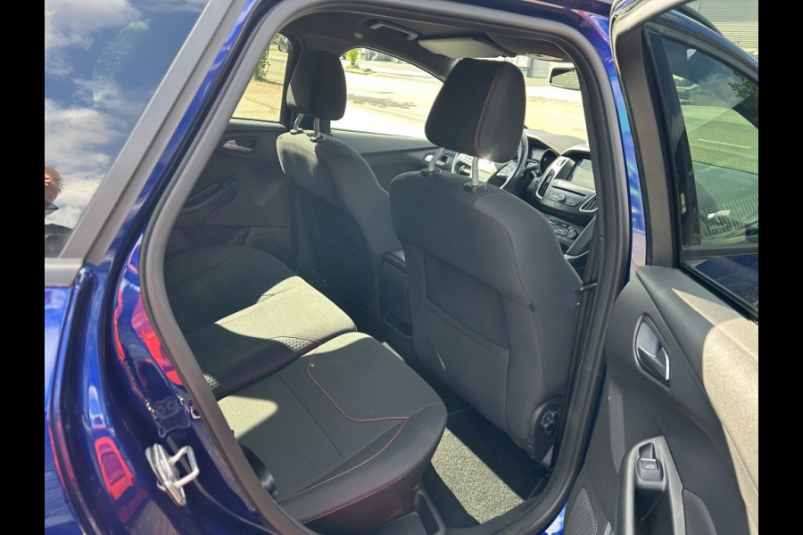 Ford FOCUS Wagon 1.0 ST-Line
