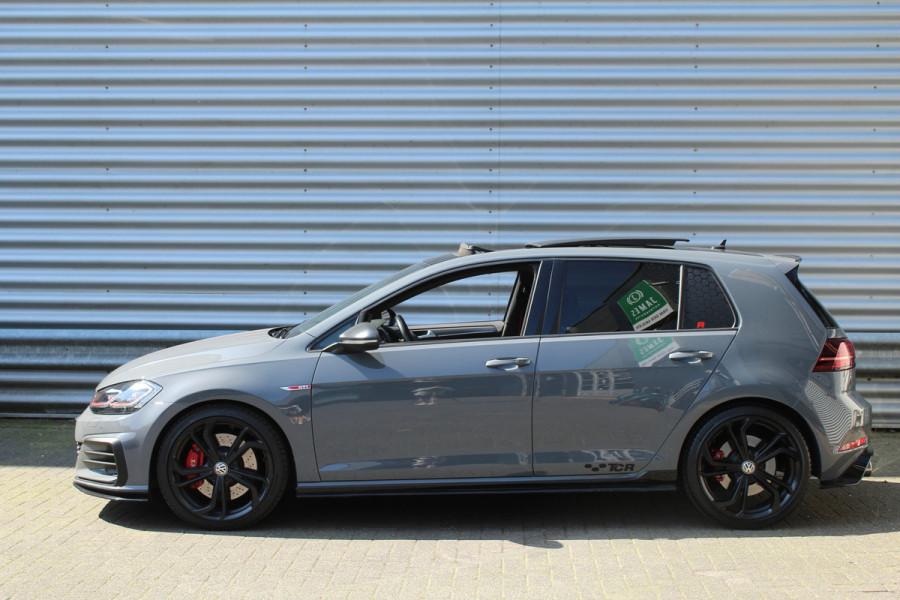 Volkswagen Golf 2.0 TSI GTI TCR 290pk DSG7 Panoramadak Clima Cruise Navi Camera DynAudio Keyless Zwarte 19"LMV