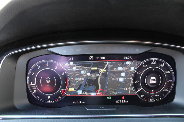 Volkswagen Golf 2.0 TSI GTI TCR 290pk DSG7 Panoramadak Clima Cruise Navi Camera DynAudio Keyless Zwarte 19"LMV