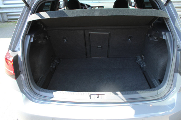 Volkswagen Golf 2.0 TSI GTI TCR 290pk DSG7 Panoramadak Clima Cruise Navi Camera DynAudio Keyless Zwarte 19"LMV
