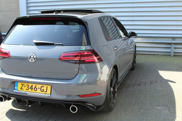 Volkswagen Golf 2.0 TSI GTI TCR 290pk DSG7 Panoramadak Clima Cruise Navi Camera DynAudio Keyless Zwarte 19"LMV